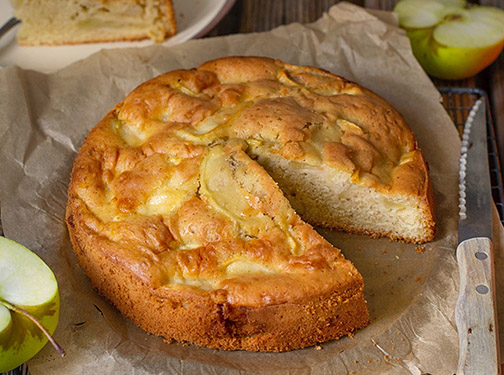 beautiful Irish apple cake